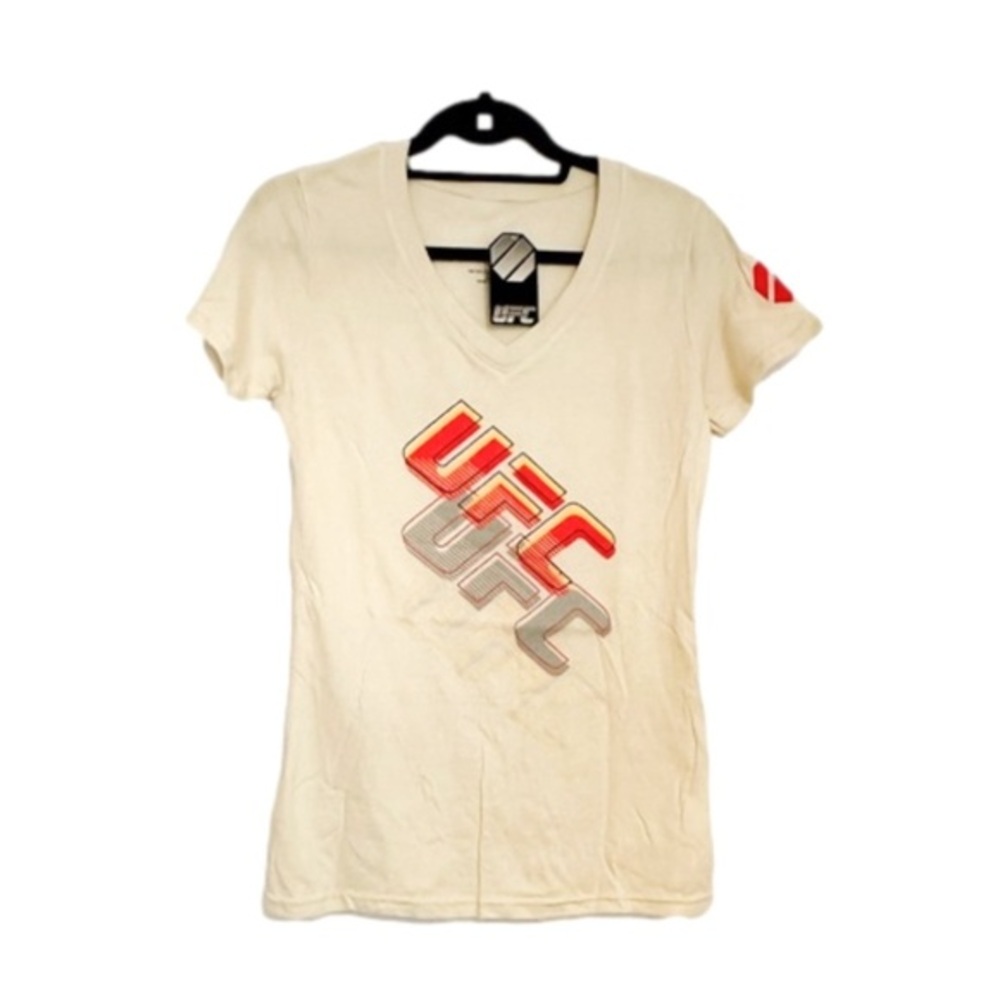 NWT UFC Women’s Cream V-Neck Graphic Tee Logo Short Sleeve Athletic Top Medium
